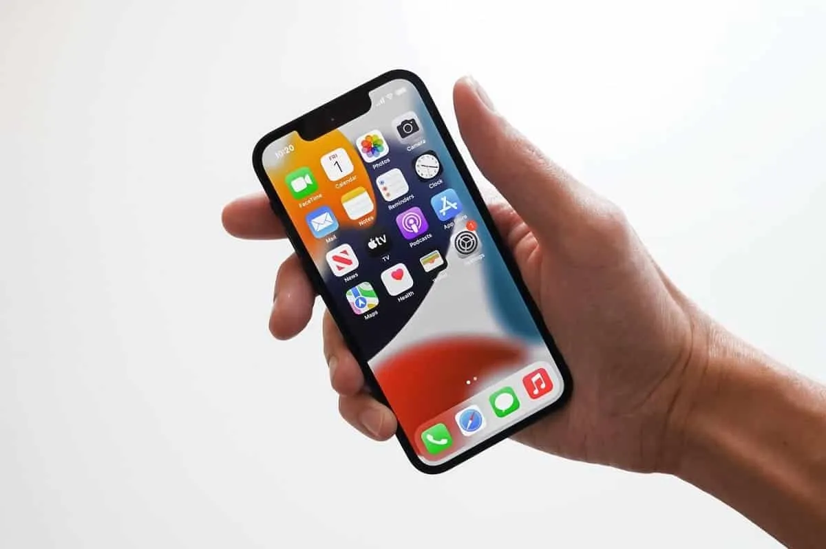 Como reiniciar um iPhone travado ou com o touch inoperante